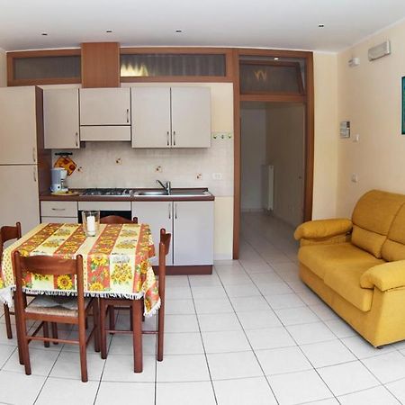 Casa Facchinetti Yellow Apartment Malcesine Dış mekan fotoğraf