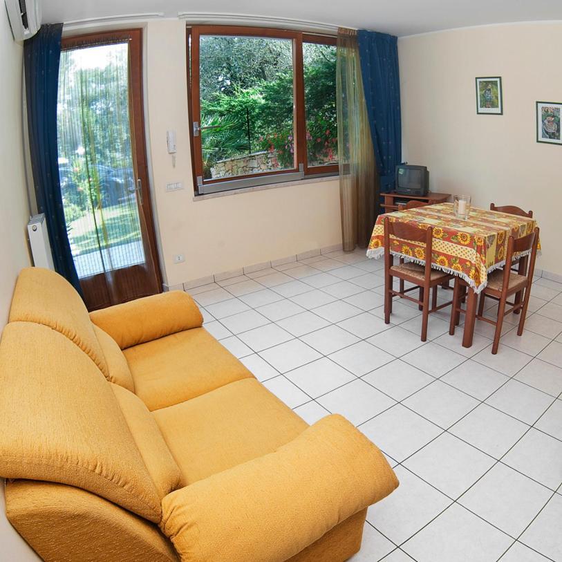 Casa Facchinetti Yellow Apartment Malcesine Dış mekan fotoğraf